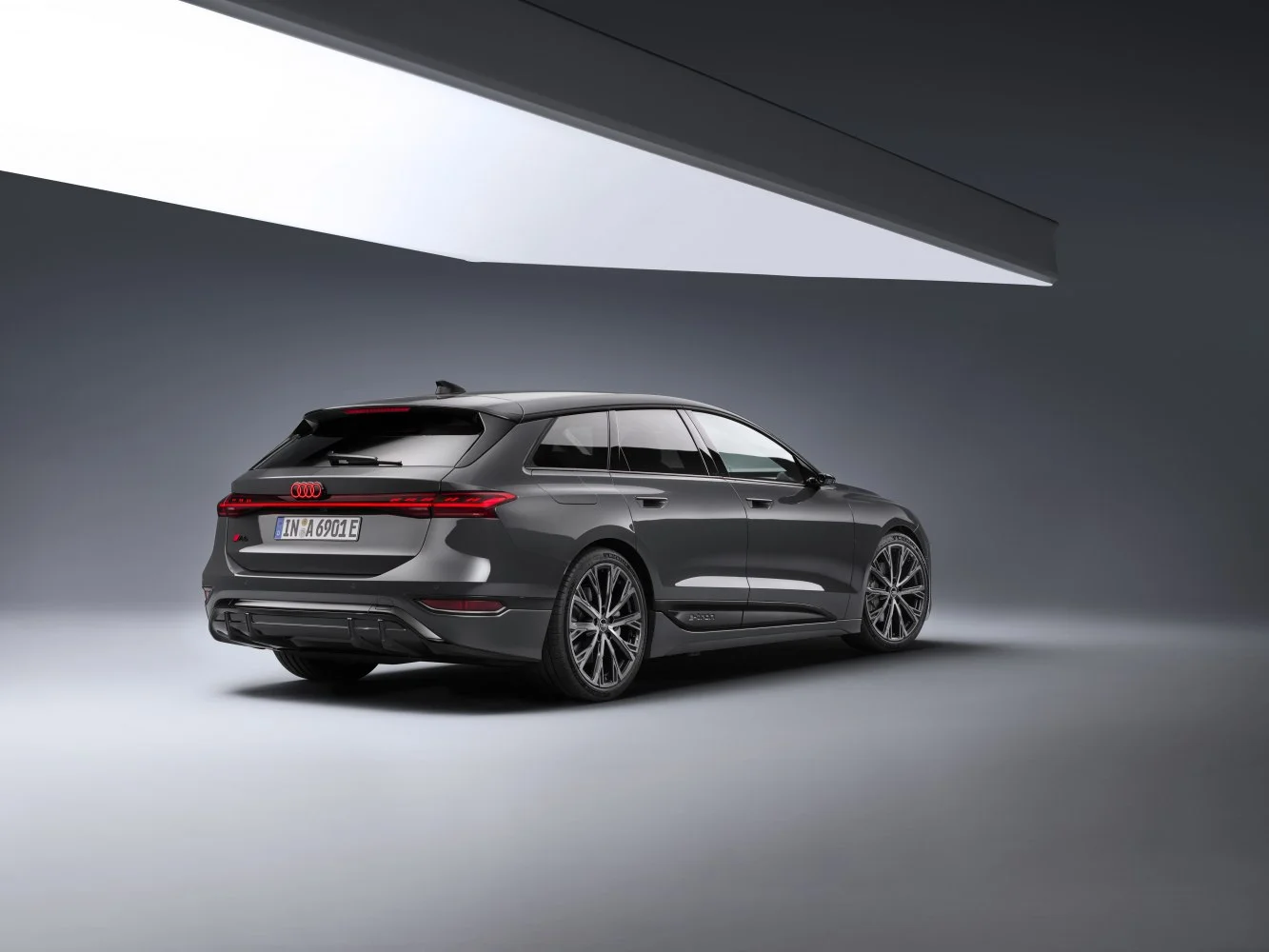 Audi A6 e-tron 100 kWh (462 Hp) quattro2024 - thumbnail 9