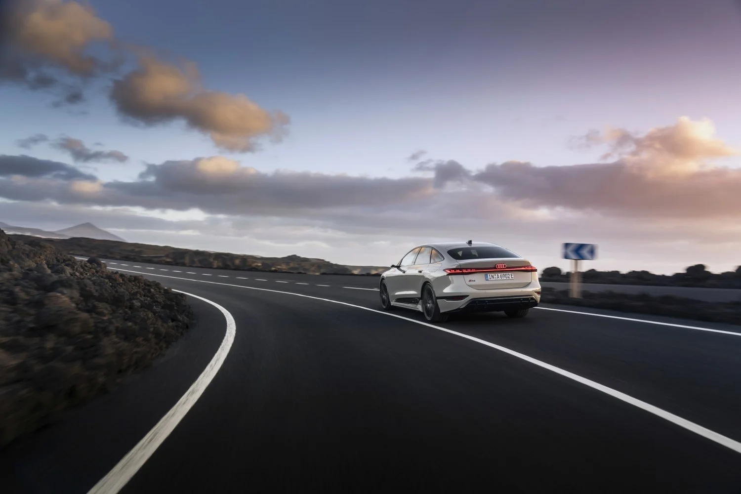 Audi A6 e-tron 100 kWh (462 Hp) quattro2024 - thumbnail 11