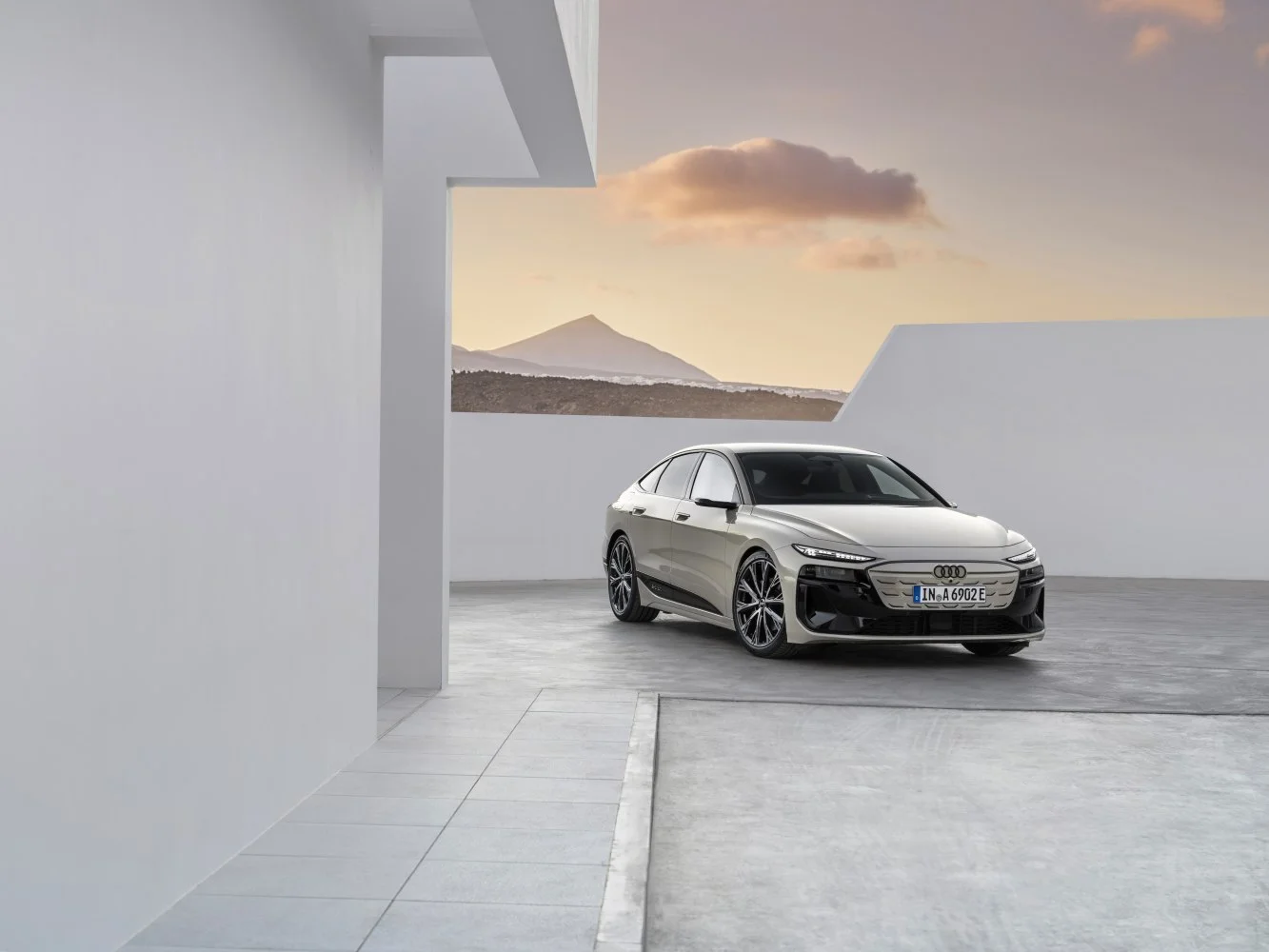 Audi A6 e-tron 100 kWh (462 Hp) quattro2024 - thumbnail 5