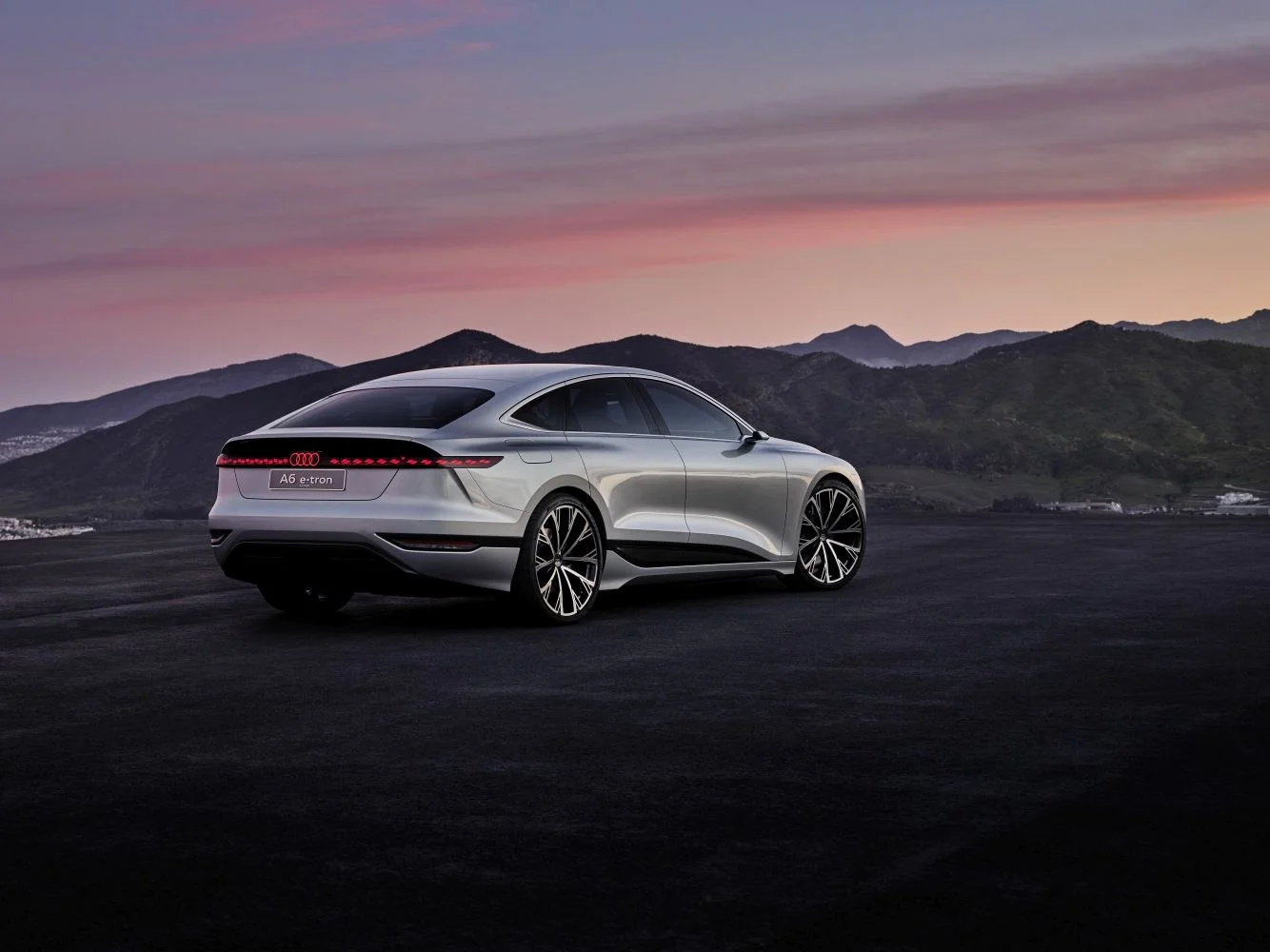 Audi A6 e-tron 100 kWh (476 Hp) quattro2021 - 2021 thumbnail 12