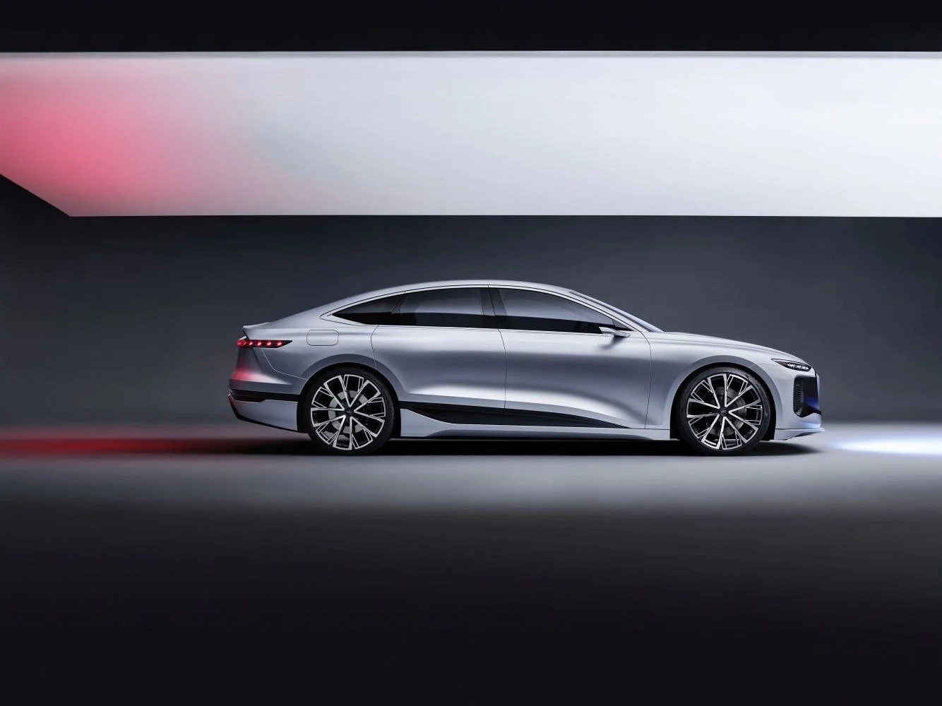Audi A6 e-tron 100 kWh (476 Hp) quattro2021 - 2021 thumbnail 17