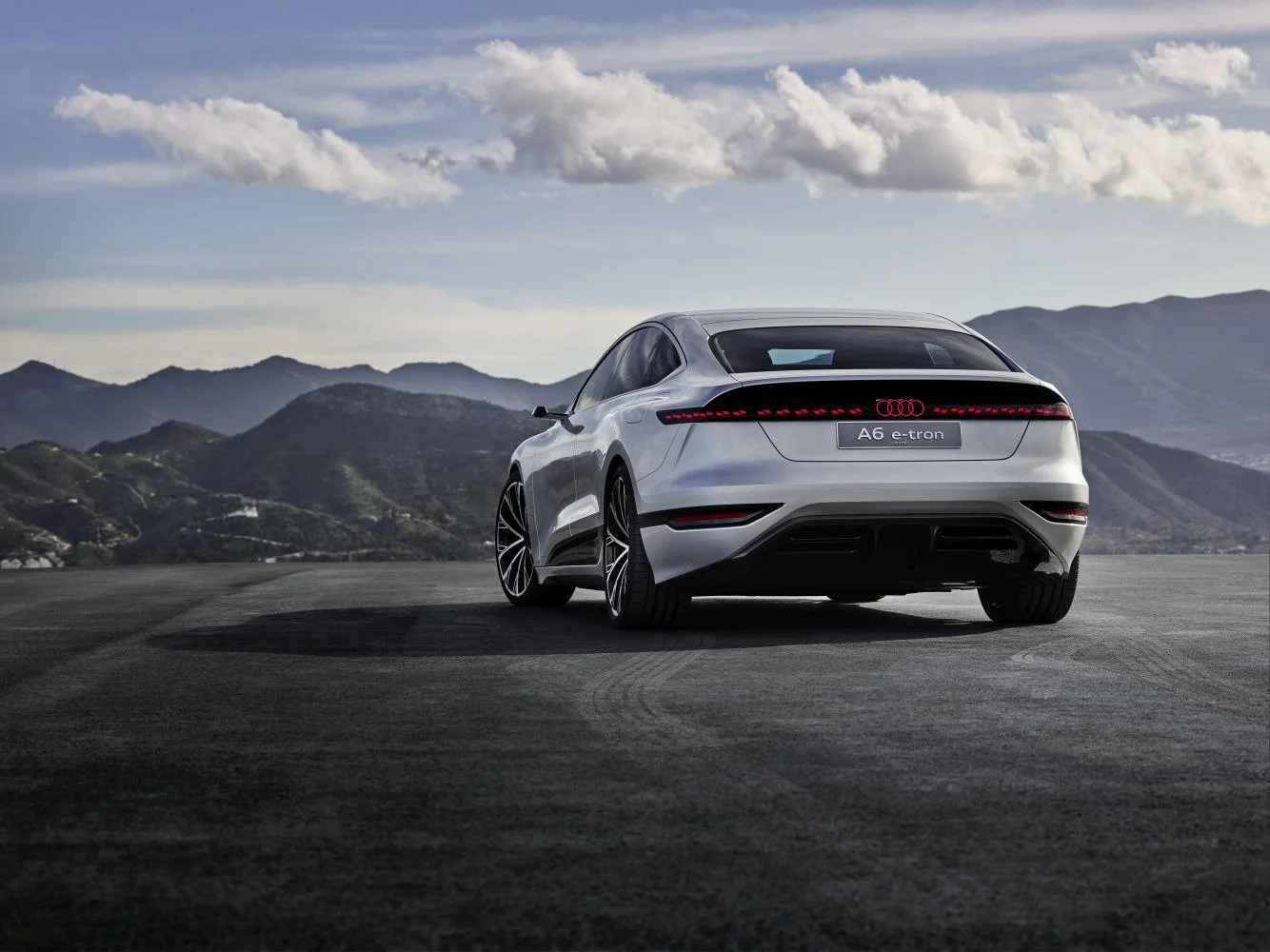 Audi A6 e-tron 100 kWh (476 Hp) quattro2021 - 2021 thumbnail 10