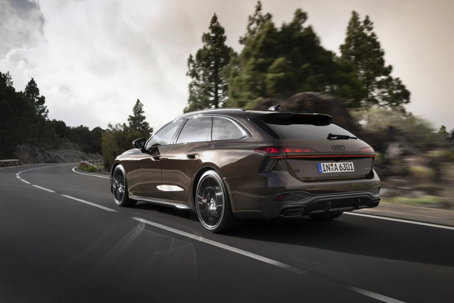 Audi A6 2.0 TDI (204 Hp) Mild Hybrid plus quattro ultra S tronic2025 - thumbnail 5