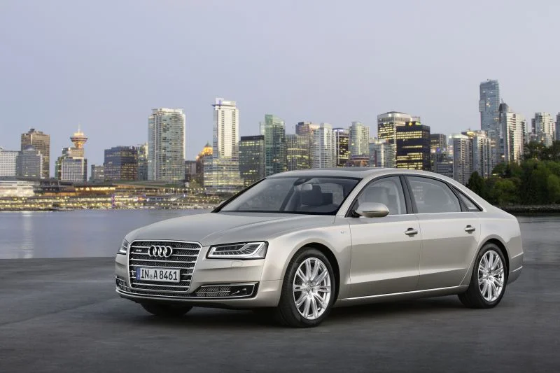Audi A8 Audi A8L (D4,4H facelift 2013)