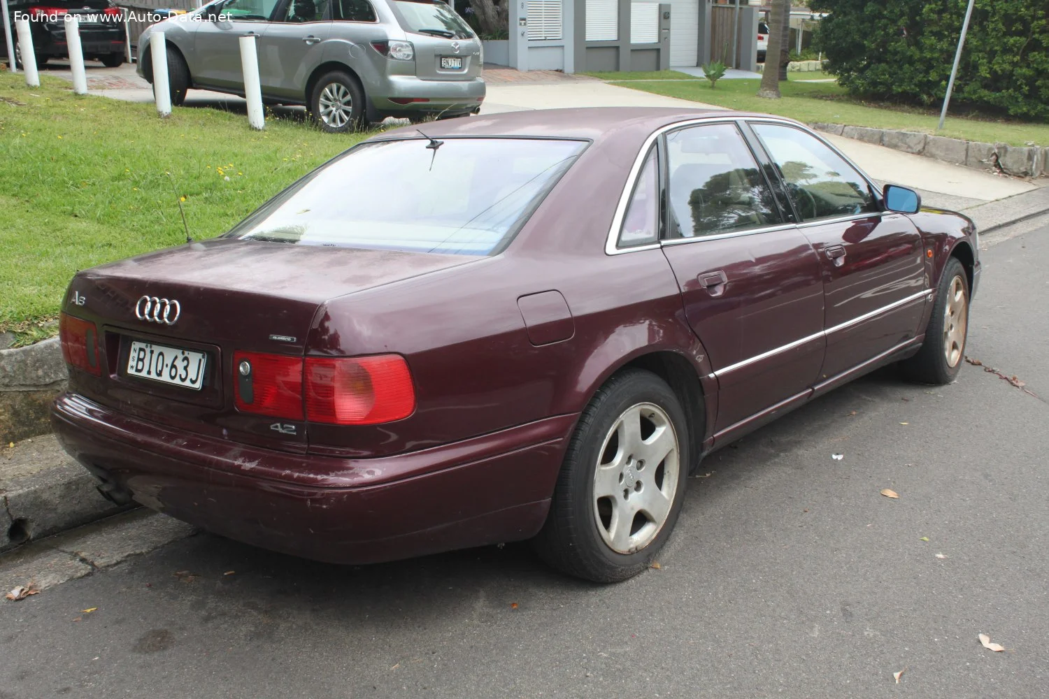 Audi A8 2.5 TDI V6 (150 Hp)1997 - 1998 thumbnail 6