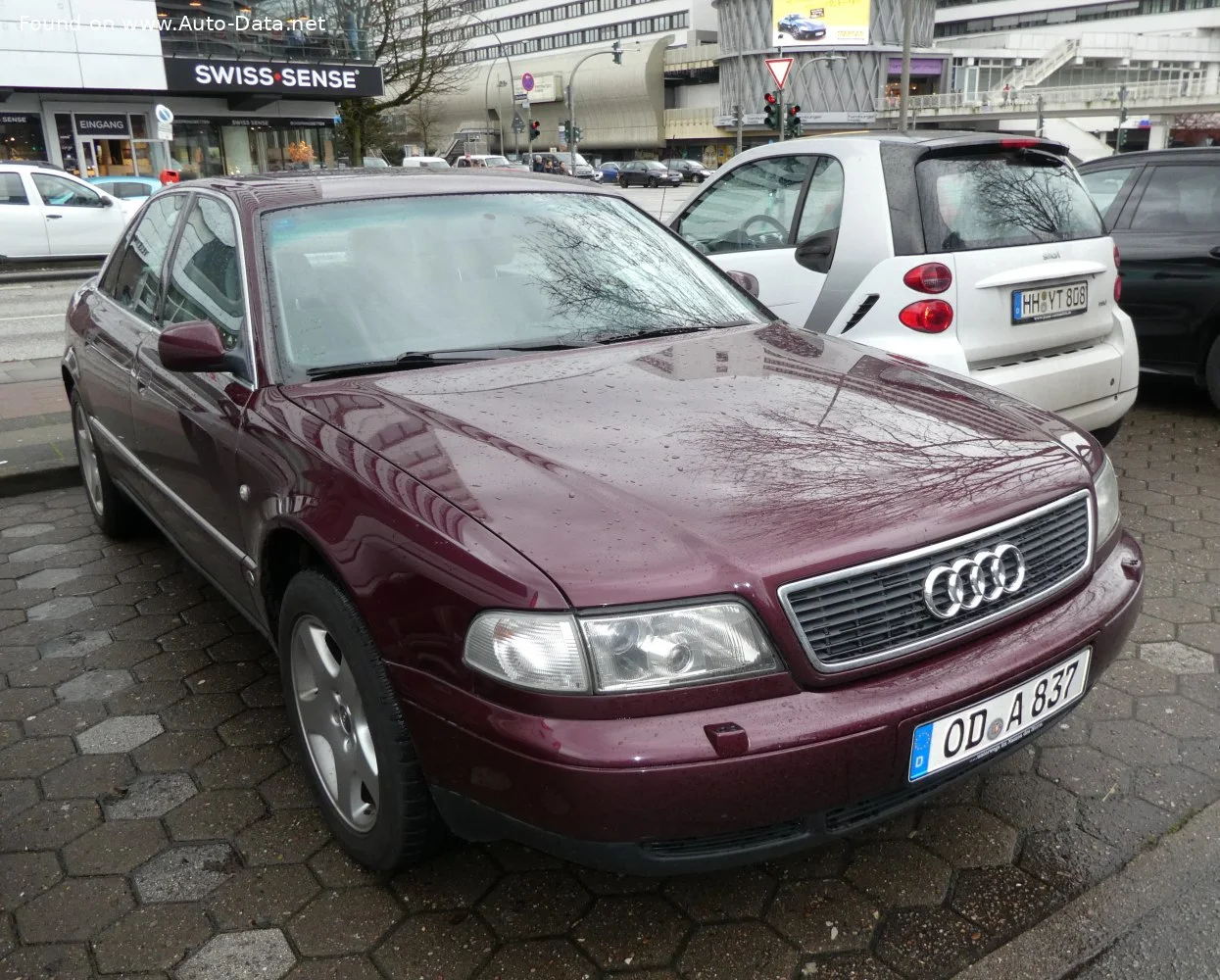 Audi A8 2.5 TDI V6 (150 Hp)1997 - 1998 thumbnail 7
