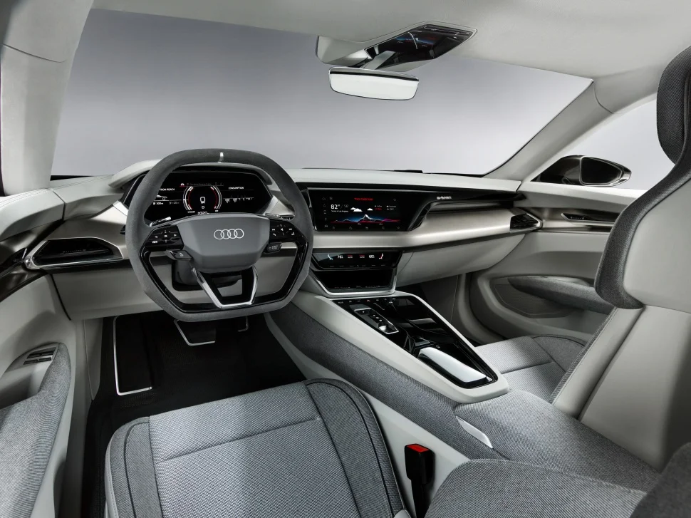 Audi e-tron GT 90 kWh (590 Hp) AWD Quattro2018 - 2018 thumbnail 5