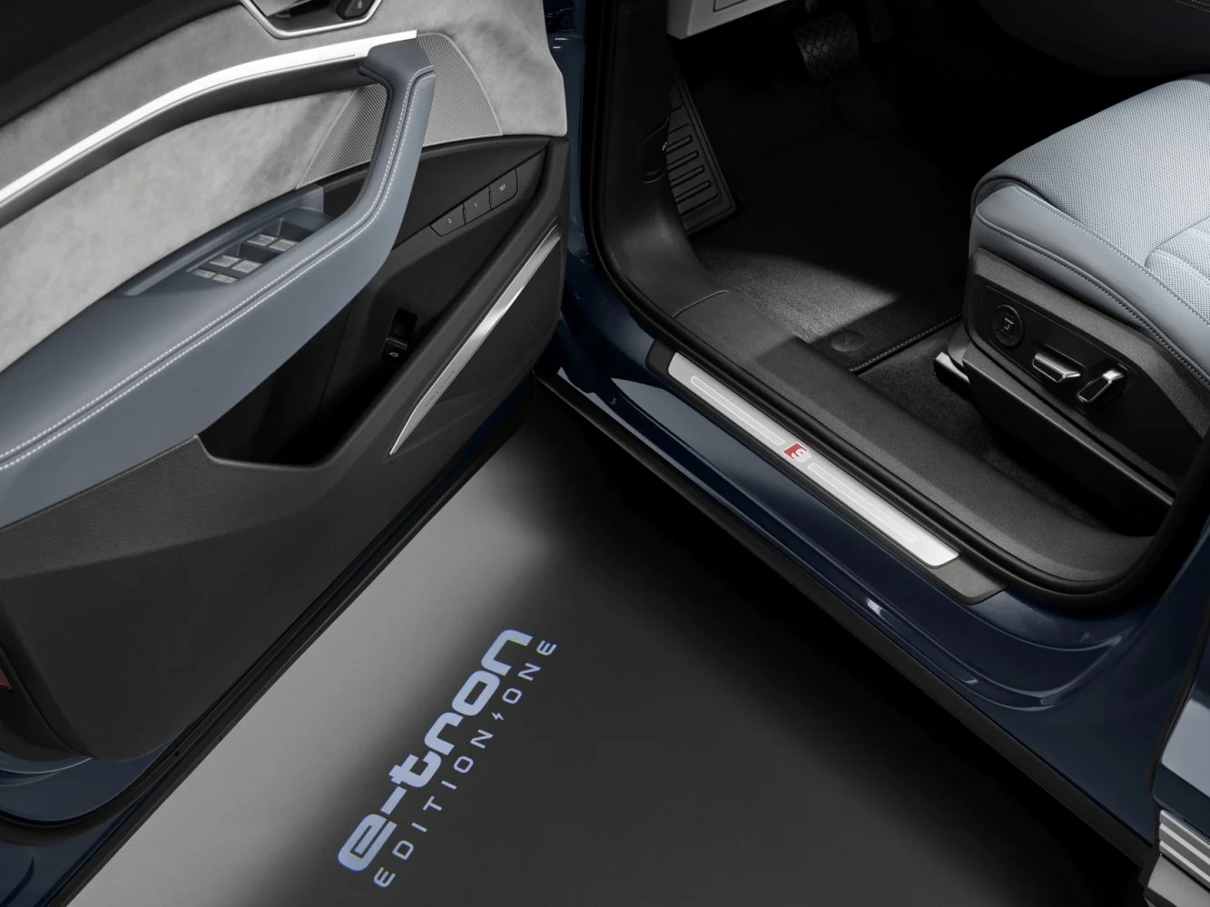 Audi e-tron 50 71 kWh (313 Hp) quattro2020 - 2022 thumbnail 6