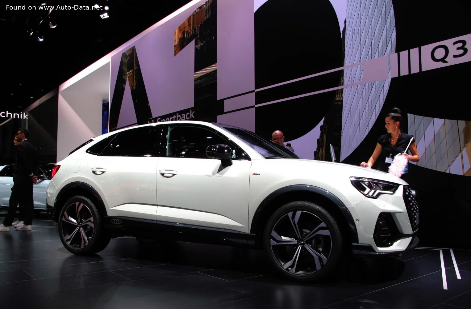 Audi Q3 35 TDI (150 Hp)2020 - 2024 thumbnail 6