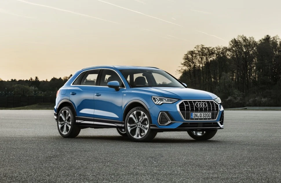 Audi Q3 35 TDI (150 Hp)2020 - 2024 thumbnail 2