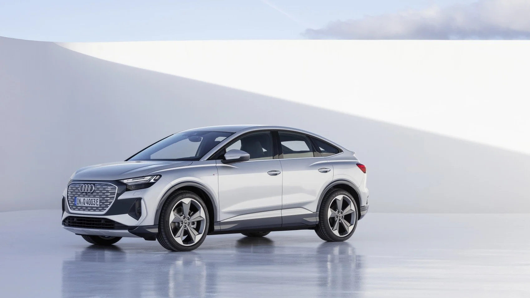 Audi Q4 e-tron 35 55 kWh (170 Hp)2021 - 2022 thumbnail 3