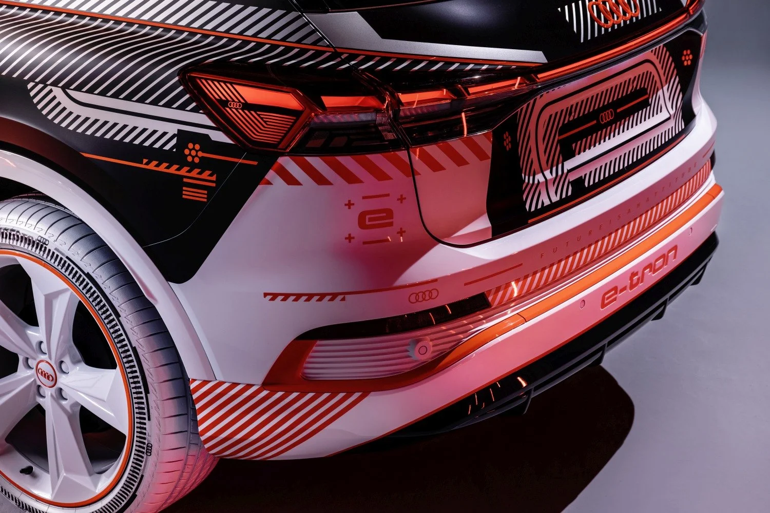 Audi Q4 e-tron 35 55 kWh (170 Hp)2021 - 2022 thumbnail 4