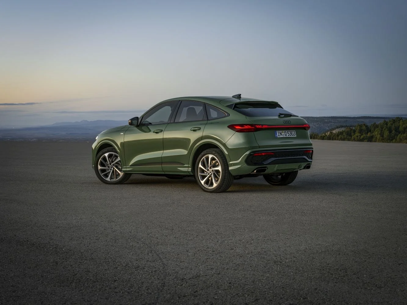 Audi Q5 2.0 TDI (204 Hp) Mild Hybrid plus quattro ultra S tronic2024 - thumbnail 2