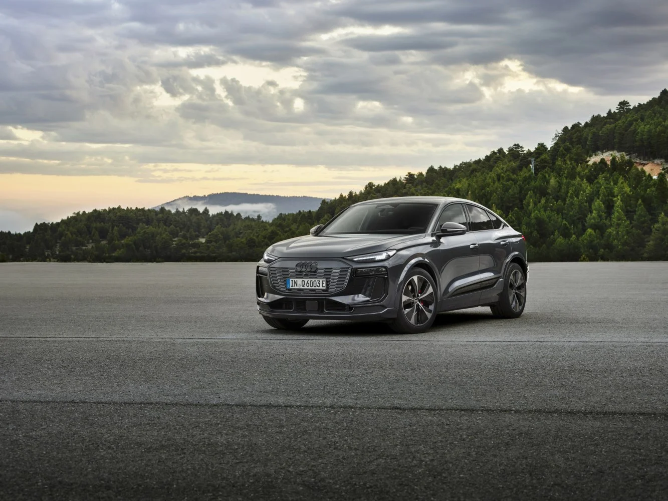Audi Q6 e-tron 100 kWh (388 Hp) quattro2024 - thumbnail 7