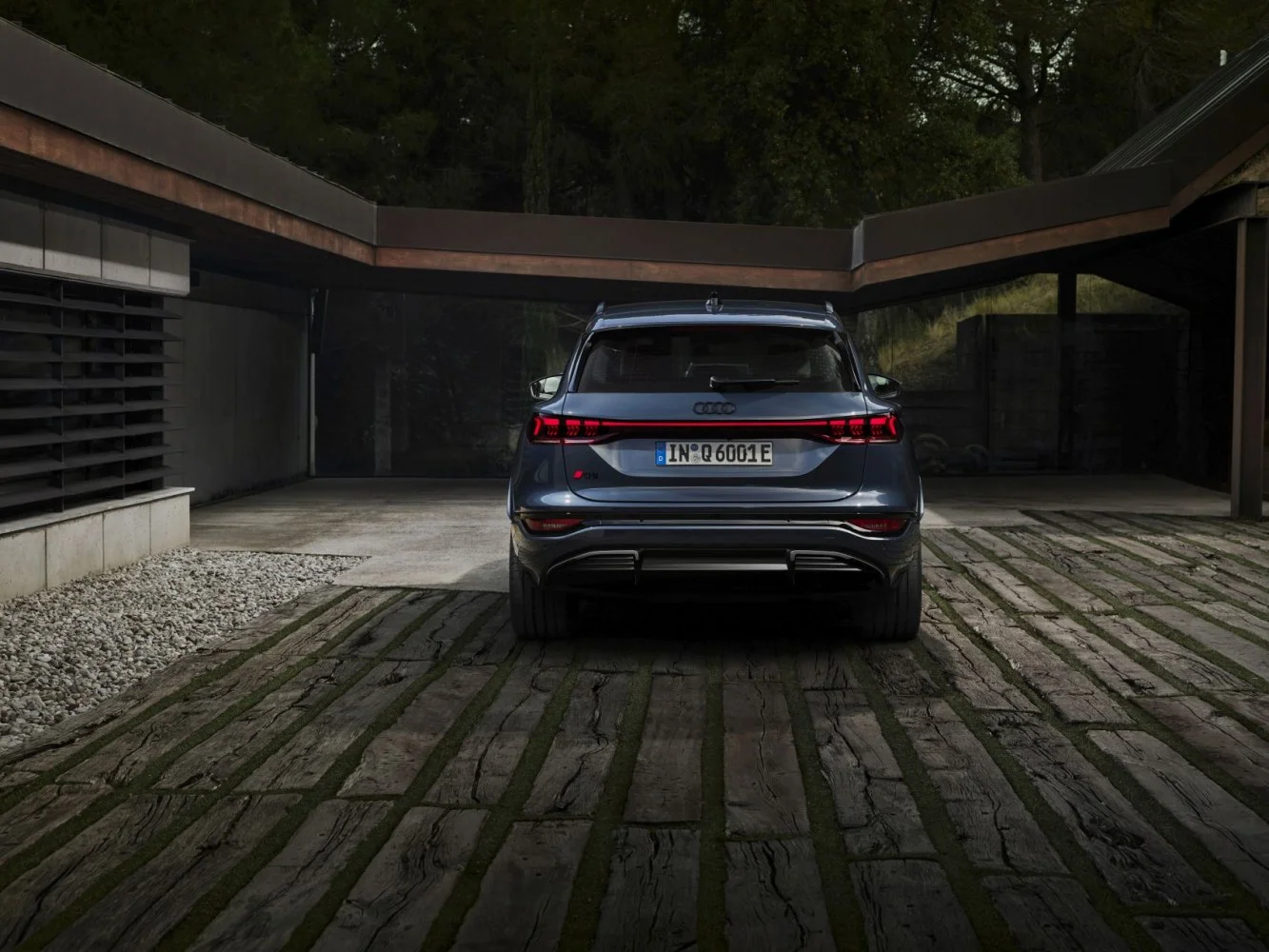 Audi Q6 e-tron 100 kWh (388 Hp) quattro2024 - thumbnail 16