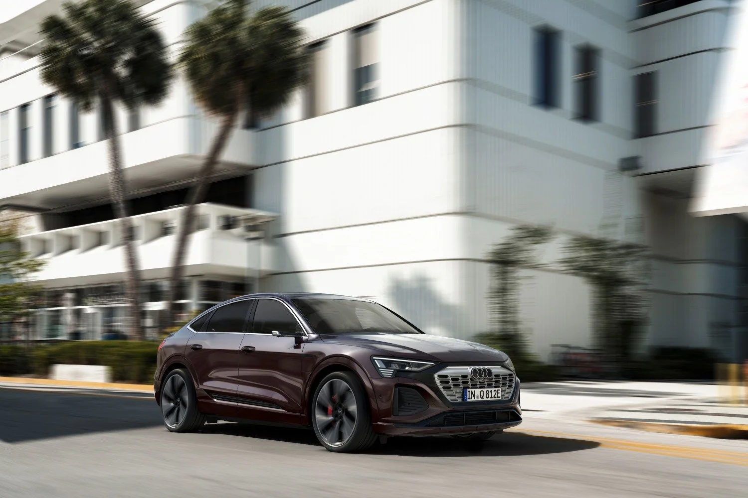 Audi Q8 e-tron 50 95 kWh (340 Hp) quattro2022 - thumbnail 13