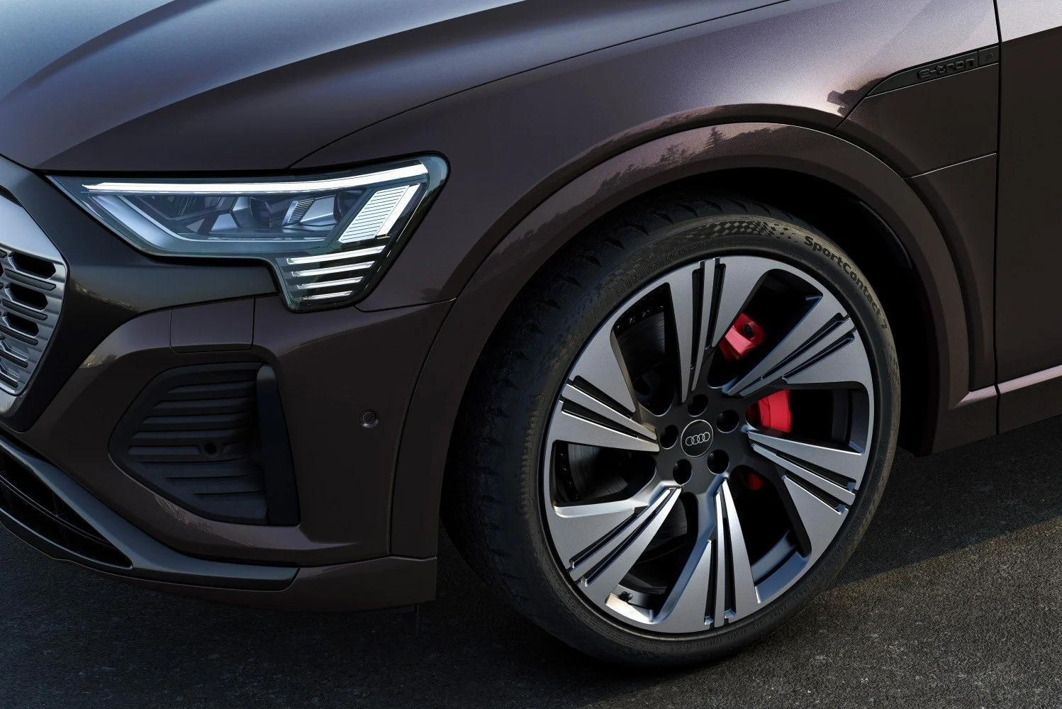 Audi Q8 e-tron 50 95 kWh (340 Hp) quattro2022 - thumbnail 18