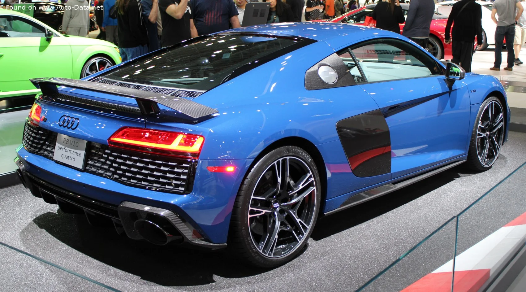 Audi R8 5.2 FSI V10 (540 Hp) RWD S tronic2020 - 2021 thumbnail 2