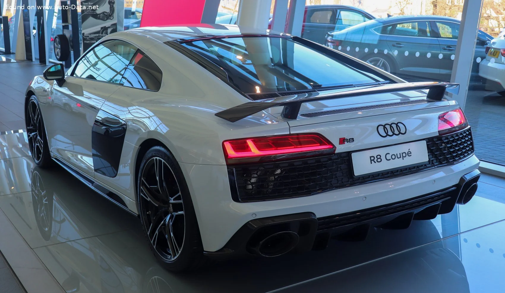 Audi R8 5.2 FSI V10 (540 Hp) RWD S tronic2020 - 2021 thumbnail 7