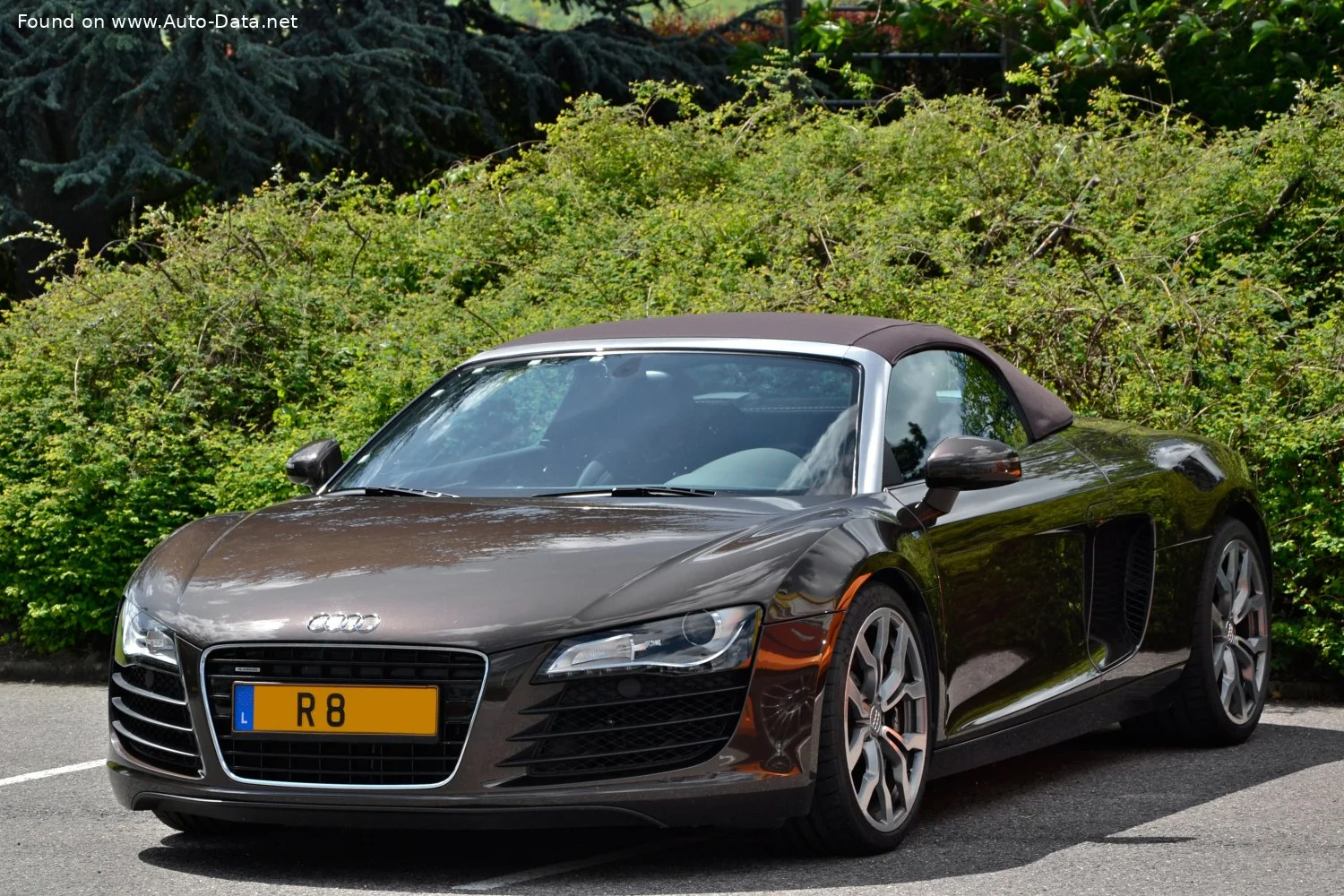 Audi R8 4.2 FSI V8 (430 Hp) quattro2011 - 2012 thumbnail 3