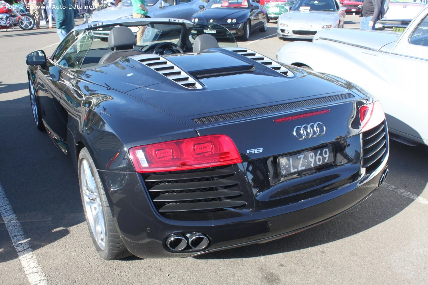 Audi R8 4.2 FSI V8 (430 Hp) quattro2011 - 2012 thumbnail 6