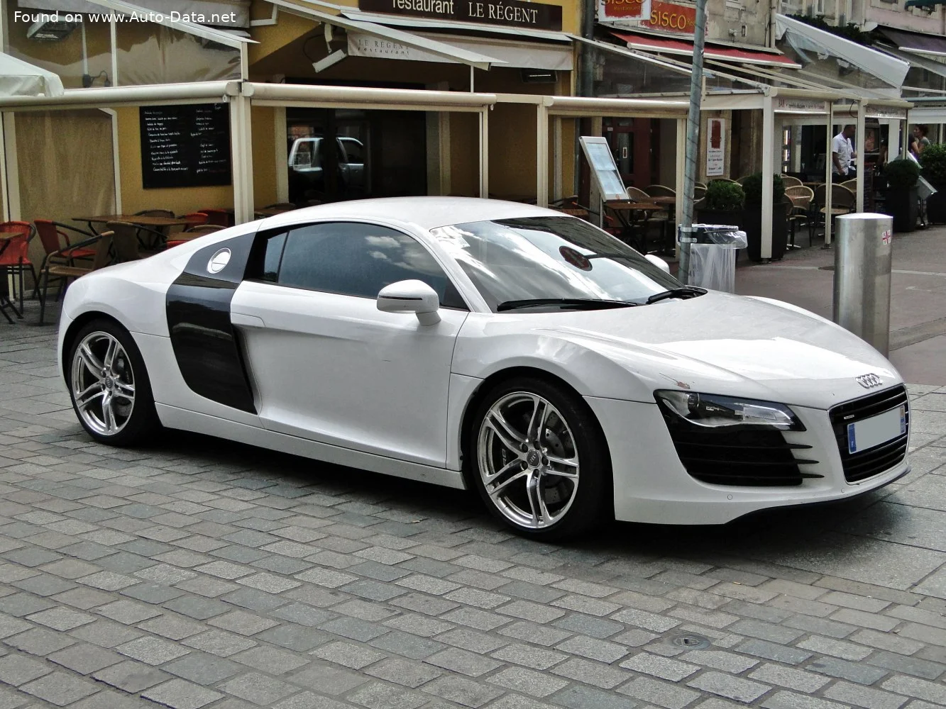 Audi R8 4.2 FSI V8 (420 Hp) quattro2006 - 2012 thumbnail 5
