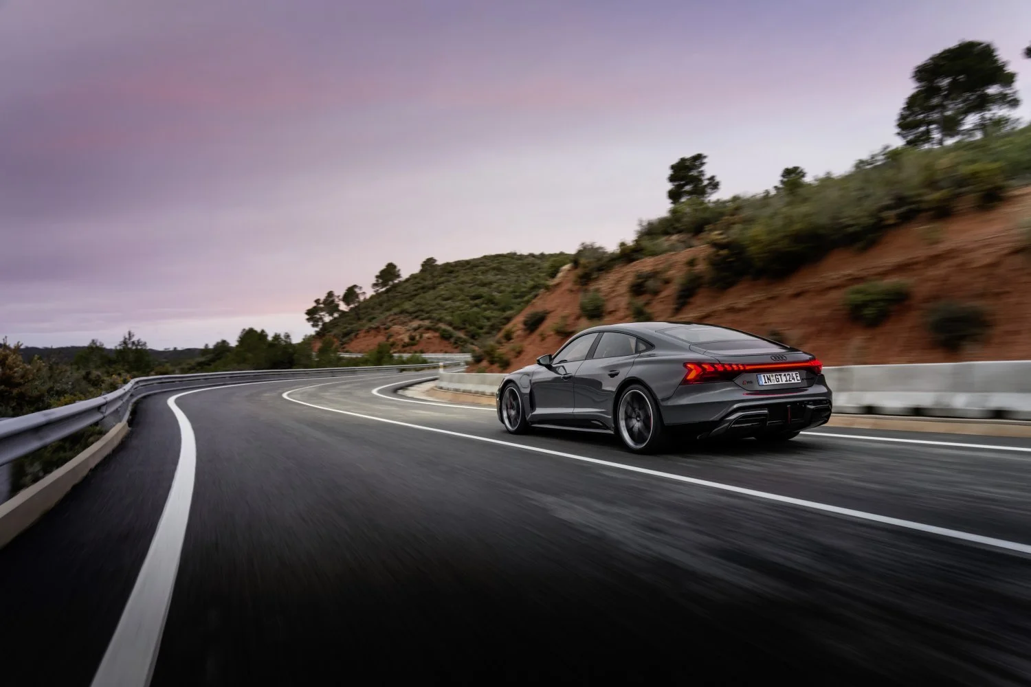Audi RS e-tron GT 105 kWh (856 Hp) quattro2024 - thumbnail 13