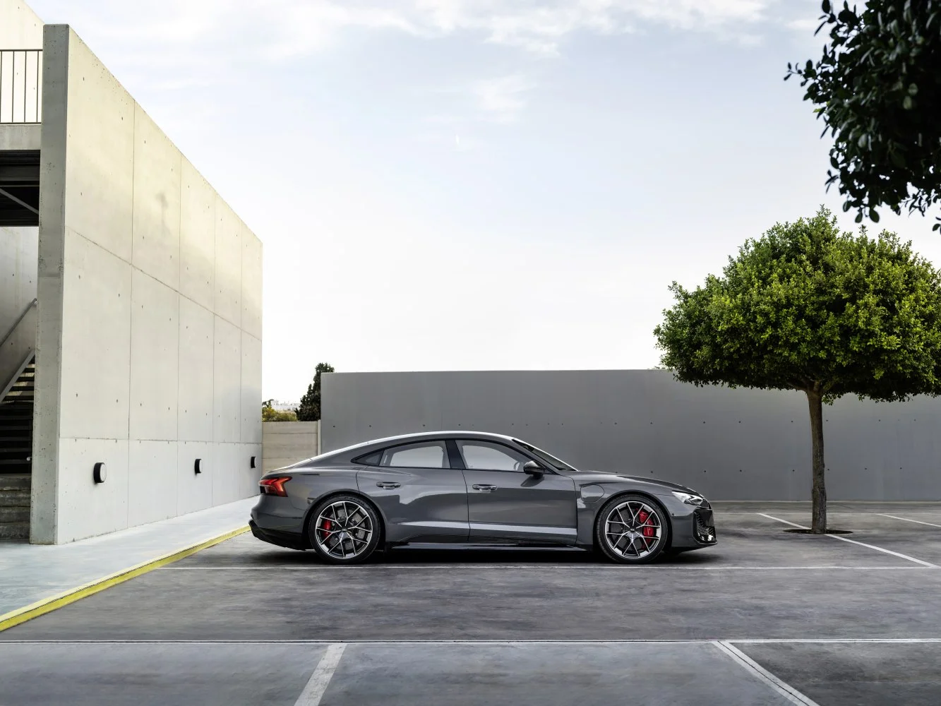 Audi RS e-tron GT 105 kWh (856 Hp) quattro2024 - thumbnail 17