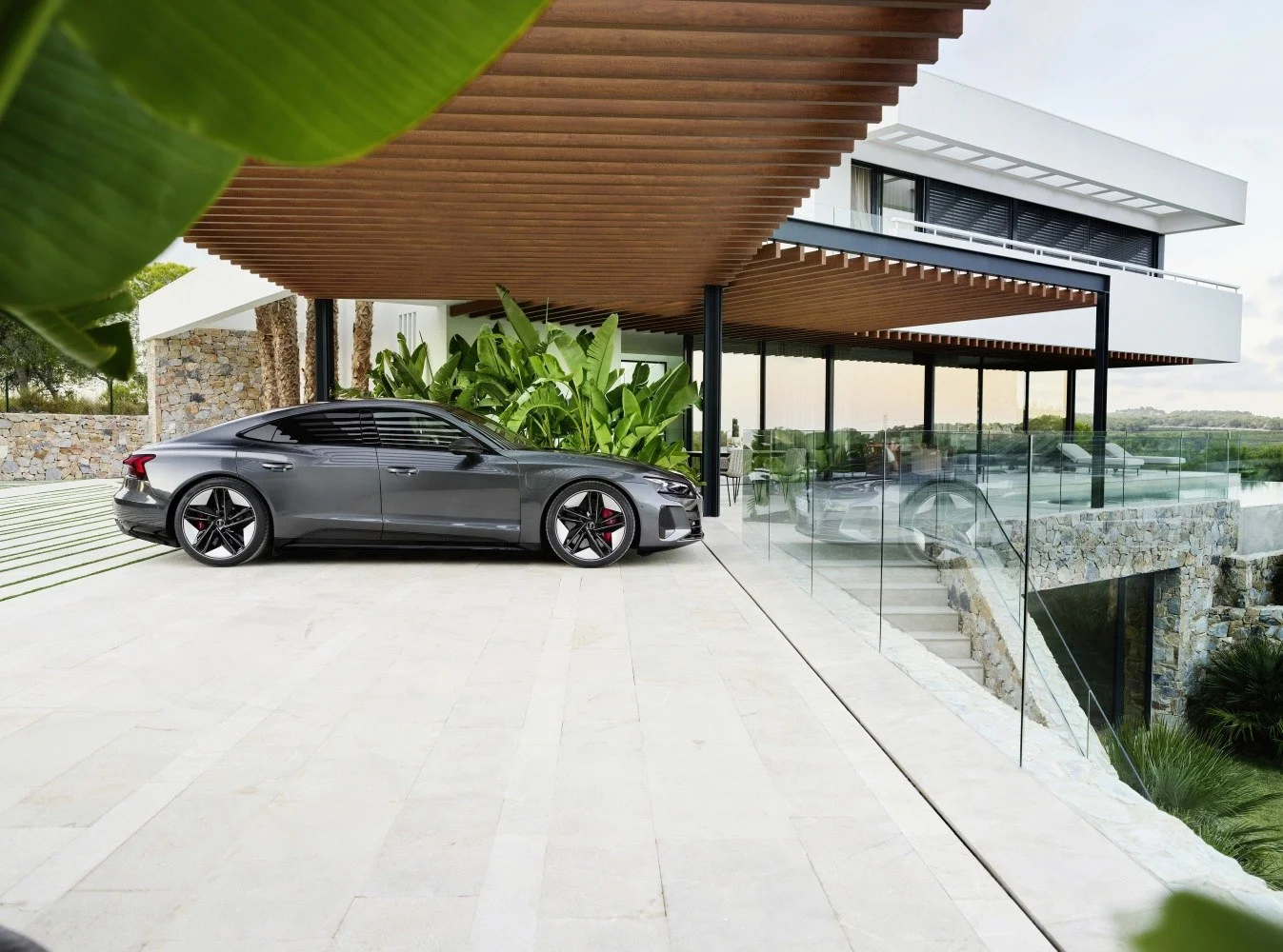Audi RS e-tron GT 93.4 kWh (646 Hp) quattro2021 - 2024 thumbnail 16