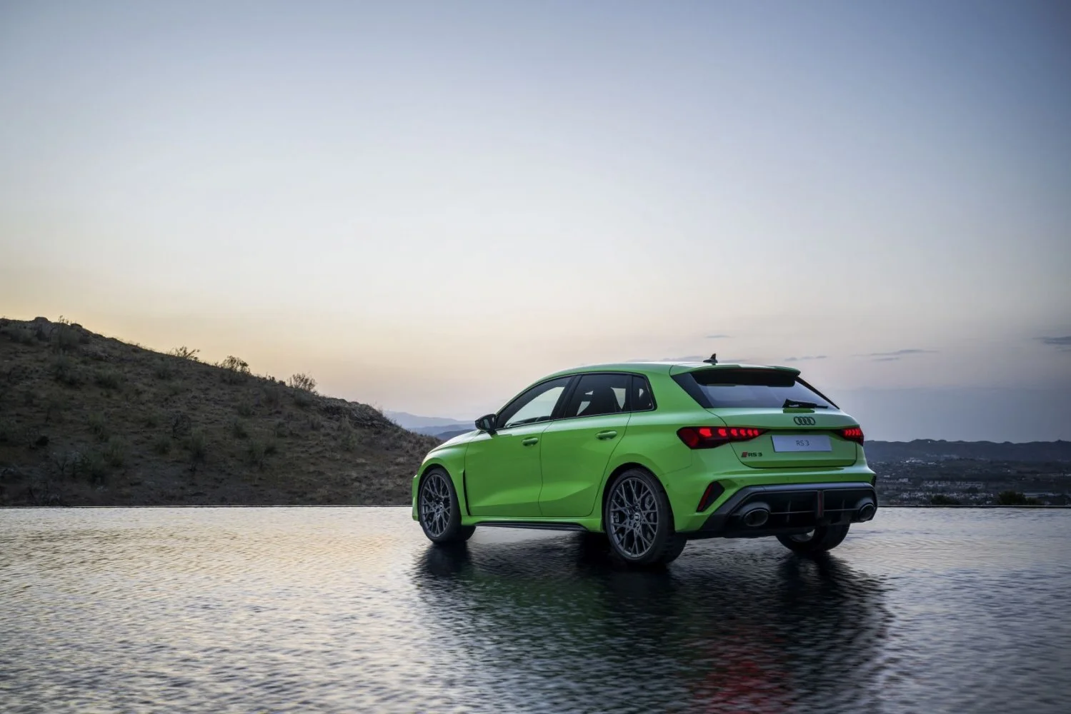 Audi RS3 2.5 TFSI (400 Hp) quattro S tronic2024 - thumbnail 18