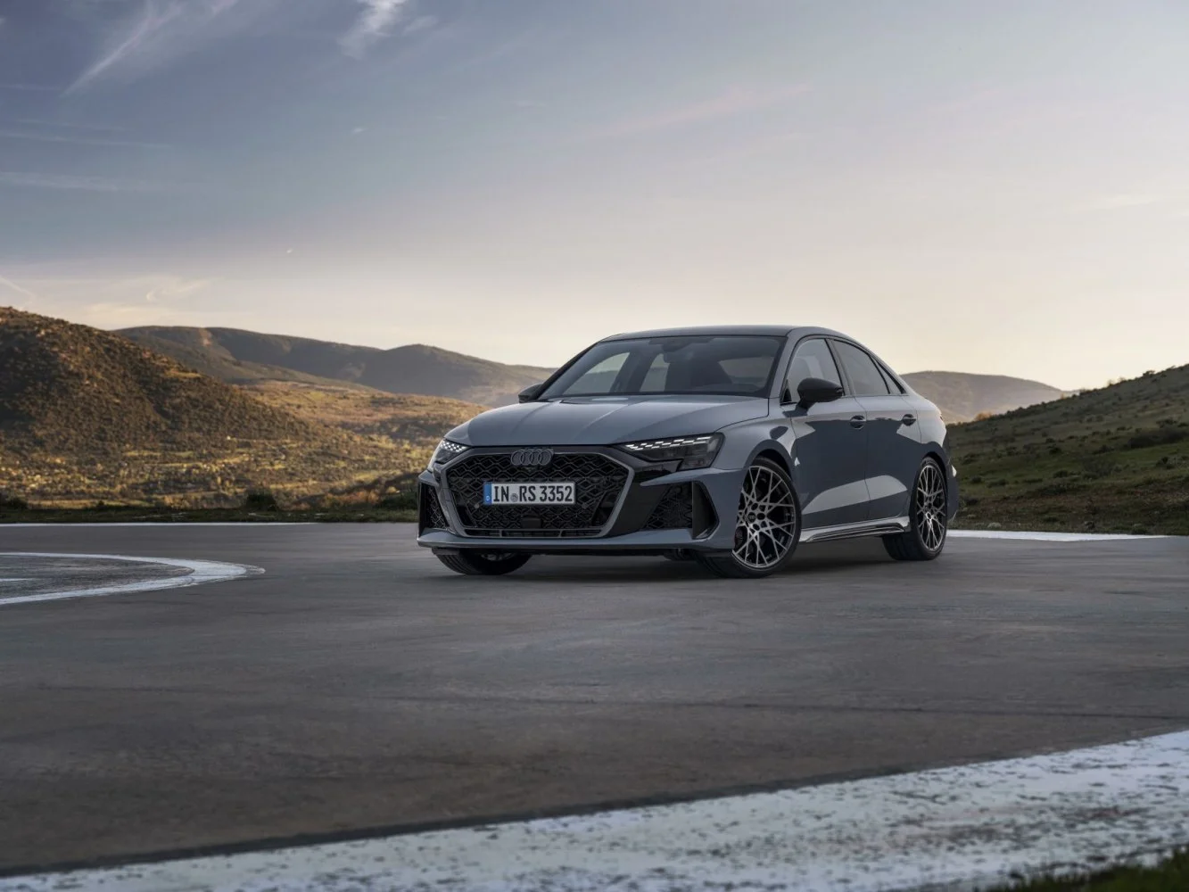 Audi RS3 2.5 TFSI (400 Hp) quattro S tronic2024 - thumbnail 11