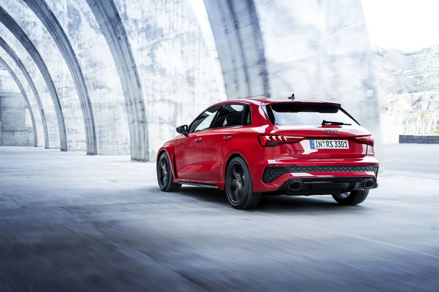 Audi RS3 2.5 TFSI (400 Hp) quattro S tronic2021 - 2024 thumbnail 3
