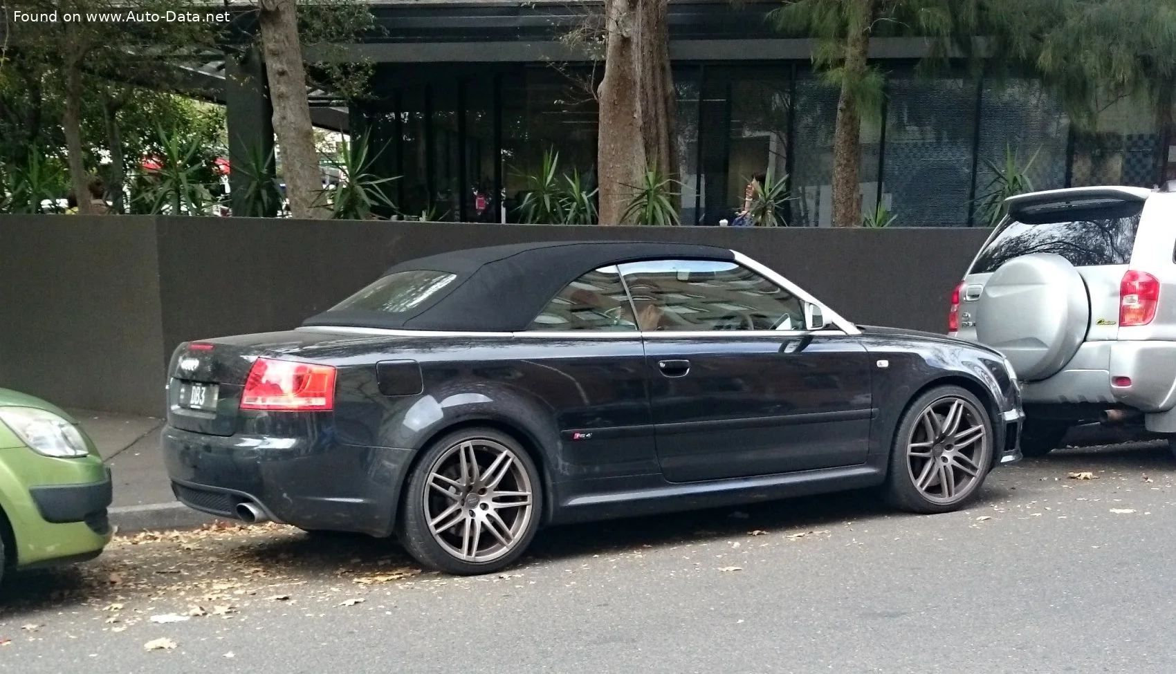 Audi RS4 4.2 FSI V8 32V (420 Hp) quattro2006 - 2009 thumbnail 3