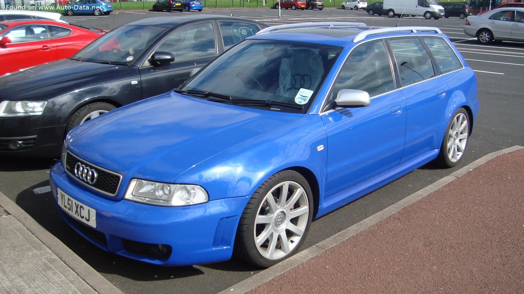 Audi RS4 2.7 T V6 (380 Hp) quattro1999 - 2001 thumbnail 3