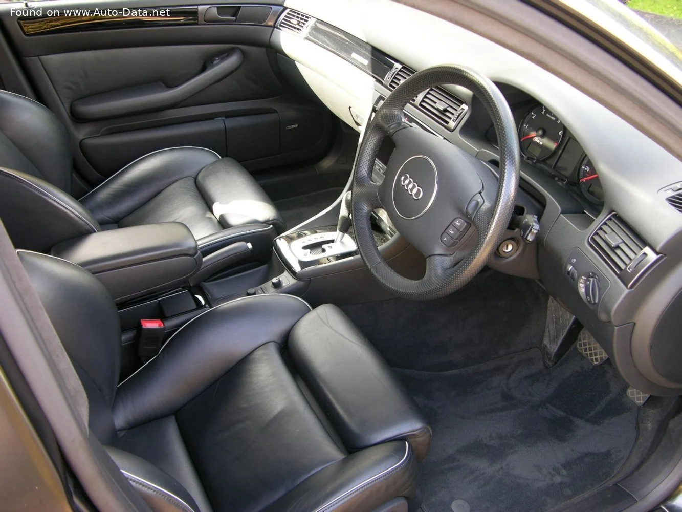 Audi RS6 4.2 BiTurbo V8 (450 Hp) quattro Tiptronic2002 - 2006 thumbnail 6