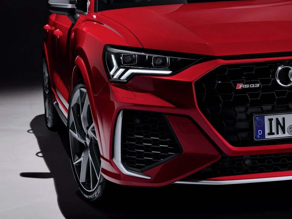 Audi RSQ3 2.5 TFSI (400 Hp) quattro S tronic2019 - - 1