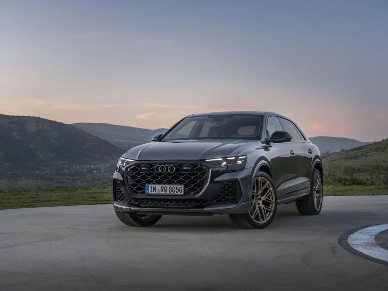 Audi RSQ8 4.0 TFSI V8 (600 Hp) Mild Hybrid quattro tiptronic2024 - - 1
