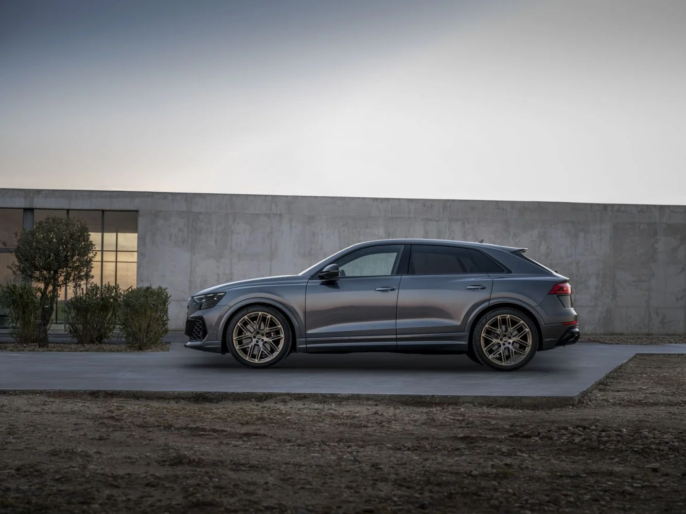 Audi RSQ8 4.0 TFSI V8 (600 Hp) Mild Hybrid quattro tiptronic2024 - thumbnail 14