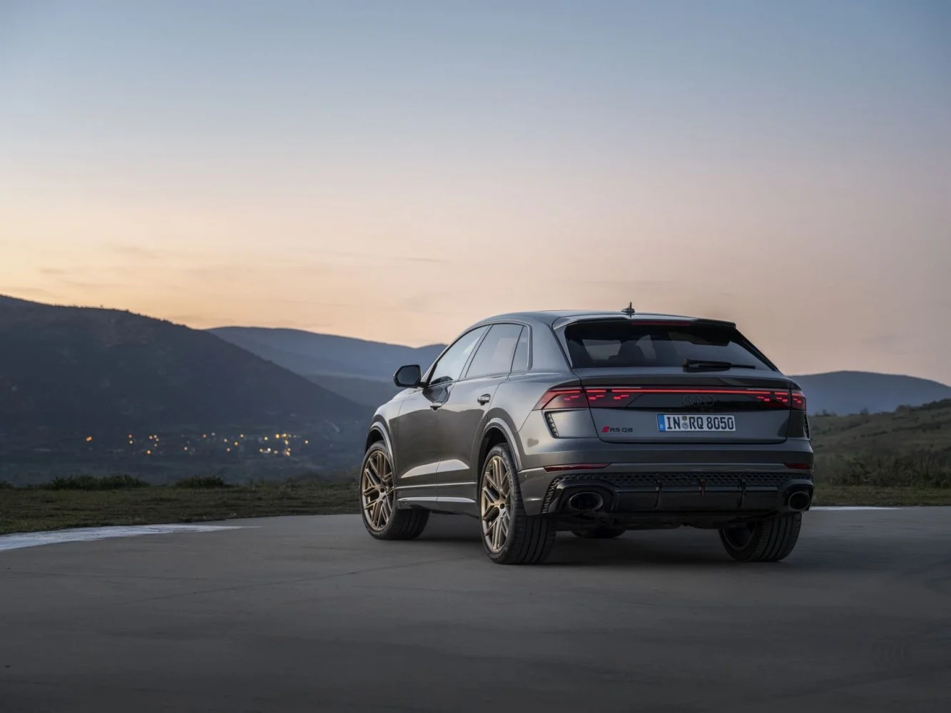 Audi RSQ8 4.0 TFSI V8 (600 Hp) Mild Hybrid quattro tiptronic2024 - thumbnail 4