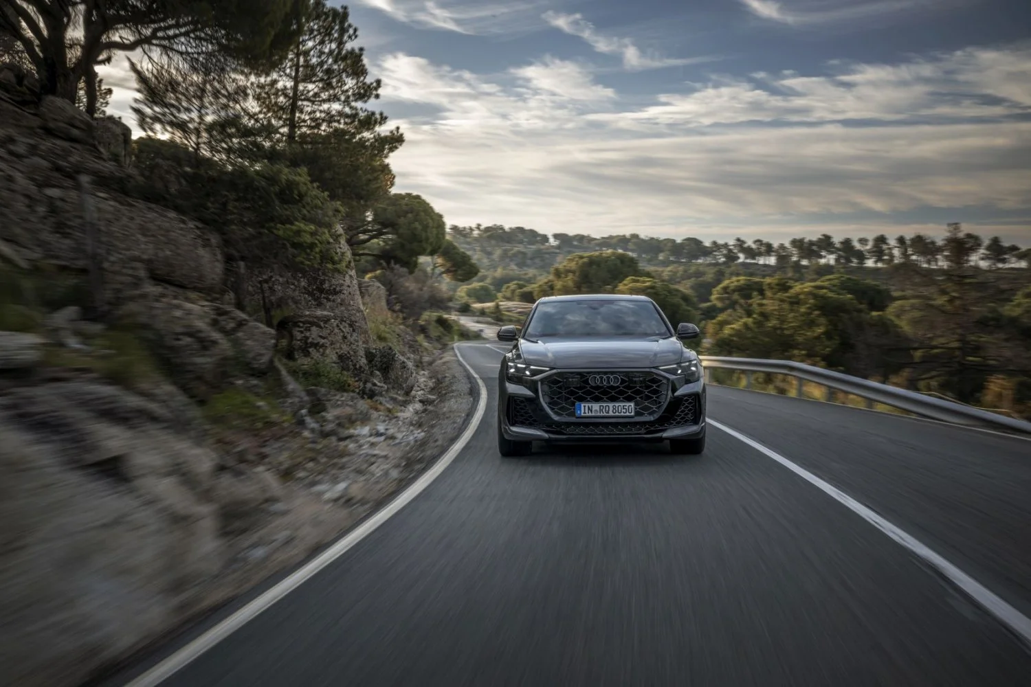 Audi RSQ8 4.0 TFSI V8 (600 Hp) Mild Hybrid quattro tiptronic2024 - thumbnail 8