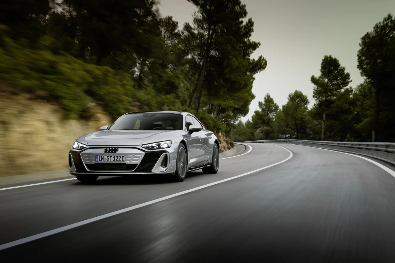 Audi S e-tron GT 105 kWh (679 Hp) quattro2024 - thumbnail 8