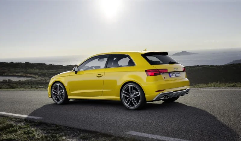 Audi S3 2.0 TFSI (310 Hp) quattro2016 - 2018 thumbnail 2
