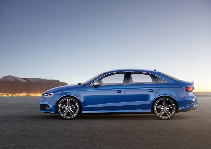 Audi S3 2.0 TFSI (300 Hp) quattro S tronic2018 - 2020 thumbnail 3