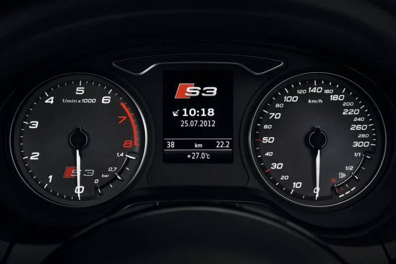 Audi S3 2.0 TFSI (300 Hp) quattro2013 - 2016 thumbnail 4