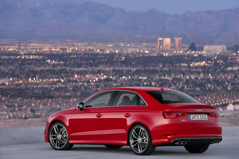 Audi S3 2.0 TFSI (292 Hp) quattro S tronic2014 - 2016 thumbnail 2