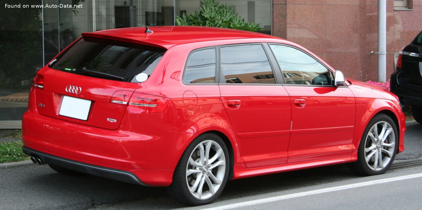 Audi S3 2.0 TFSI (256 Hp) quattro2010 - 2012 thumbnail 4