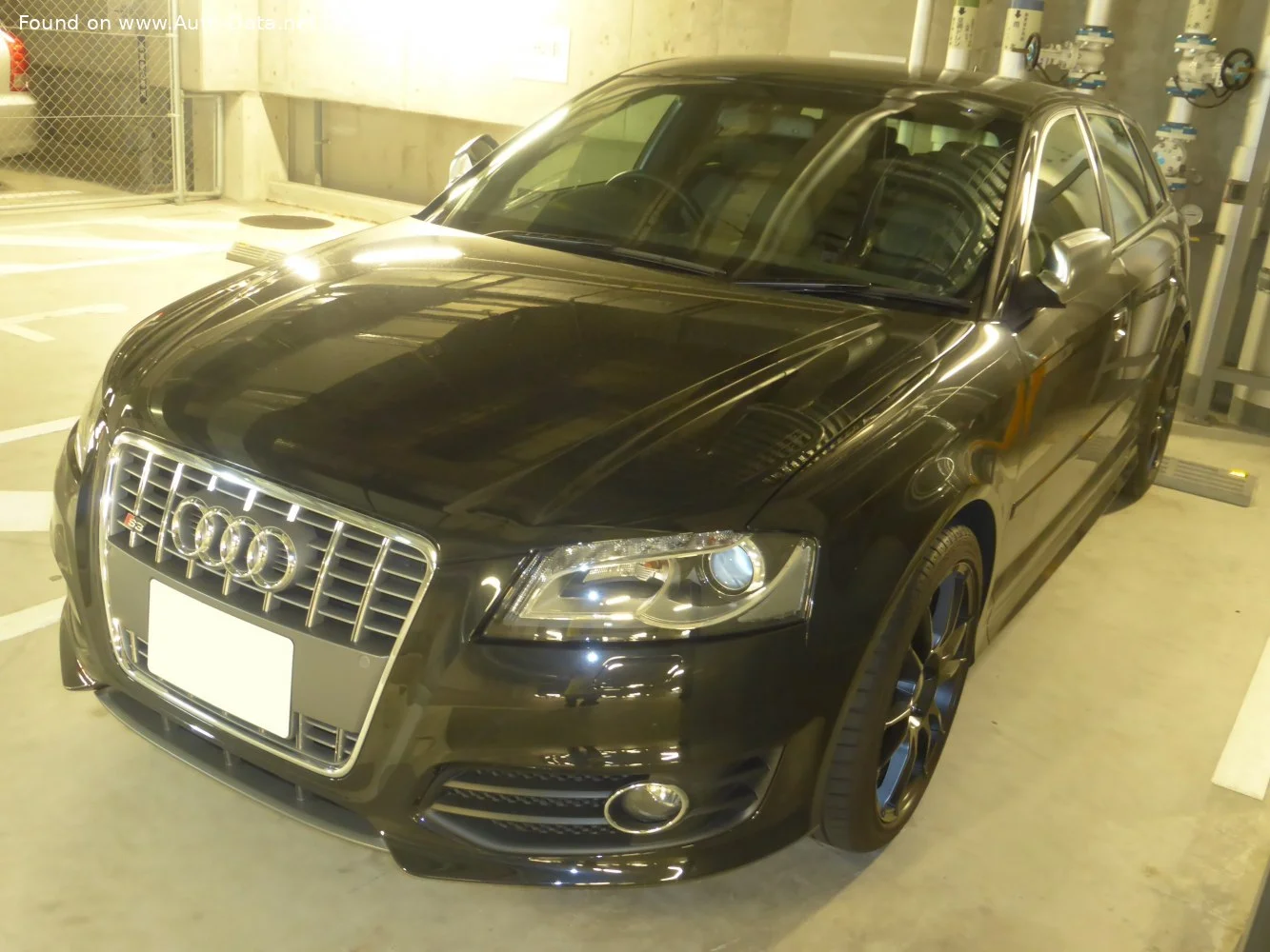 Audi S3 2.0 TFSI (256 Hp) quattro2010 - 2012 thumbnail 5