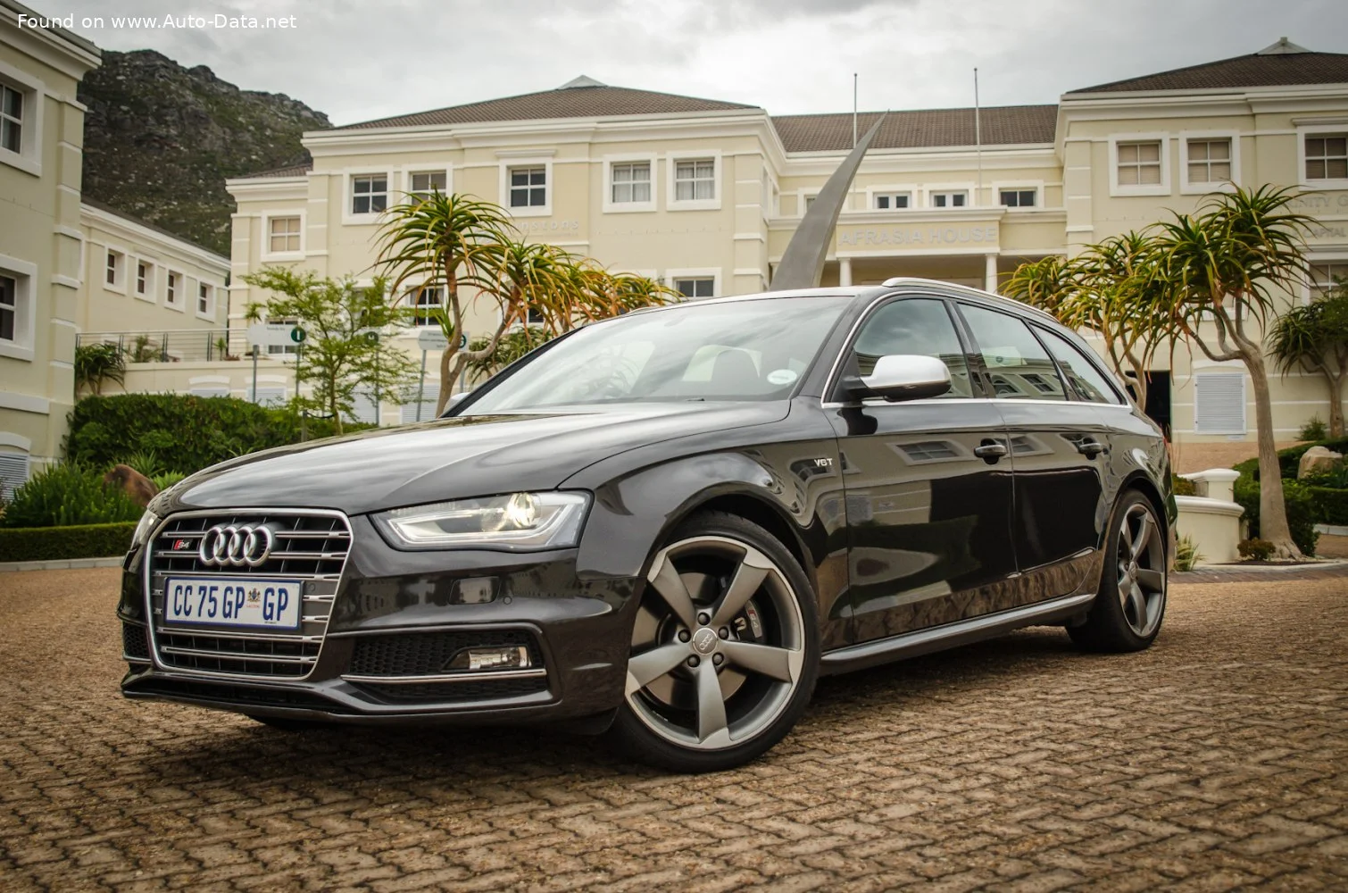 Audi S4 3.0 TFSI V6 (333 Hp) quattro S tronic2011 - 2014 - 1