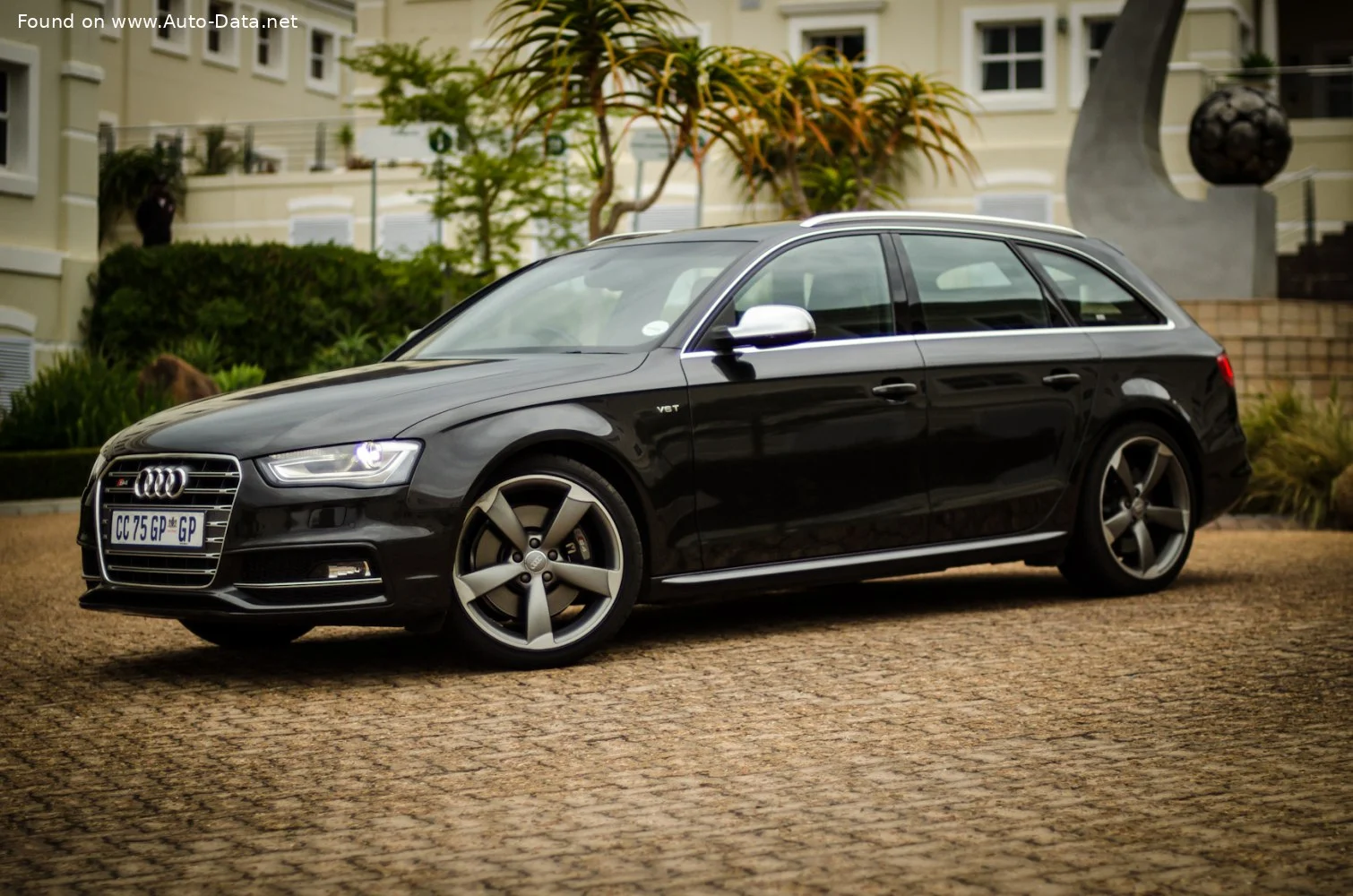 Audi S4 3.0 TFSI V6 (333 Hp) quattro S tronic2011 - 2014 thumbnail 2
