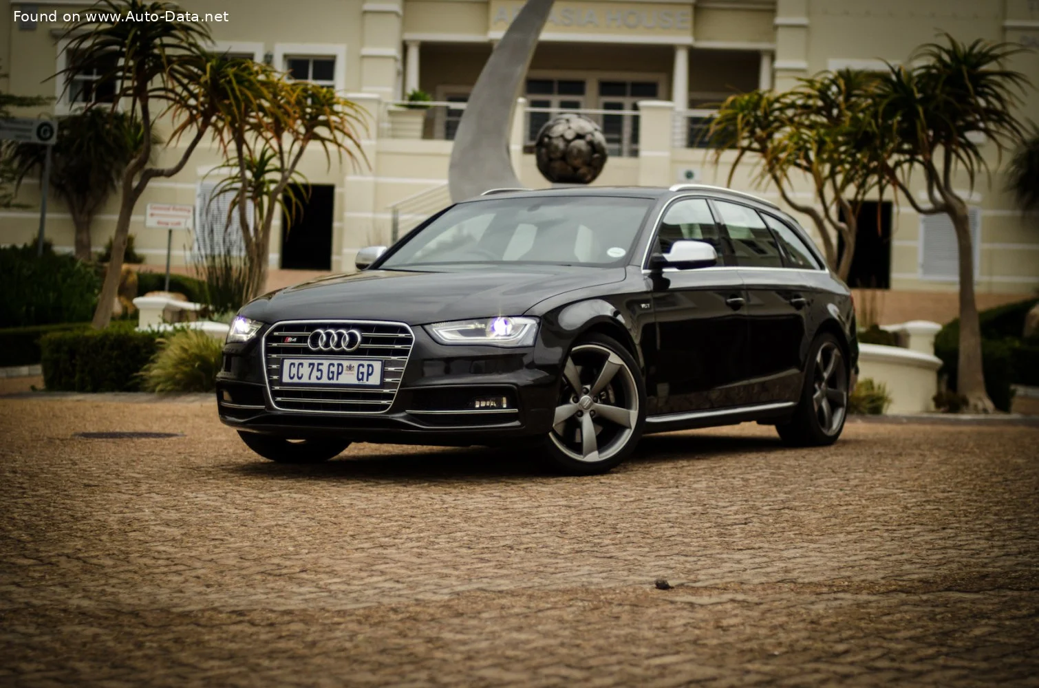 Audi S4 3.0 TFSI V6 (333 Hp) quattro S tronic2011 - 2014 thumbnail 3